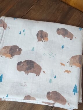 Angel Dear American Buffalo Print Bamboo Cotton Swaddle Blanket